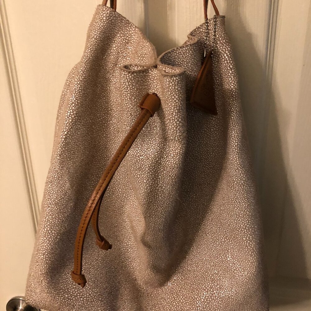 Sorial of New York beautiful bucket bag - Picture 1 of 9